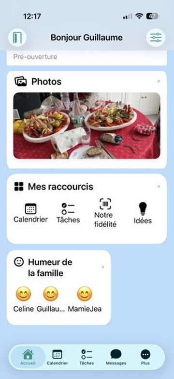 Accueil edenfamily avec les widgets Photos, Raccourcis et Humeur de la famille